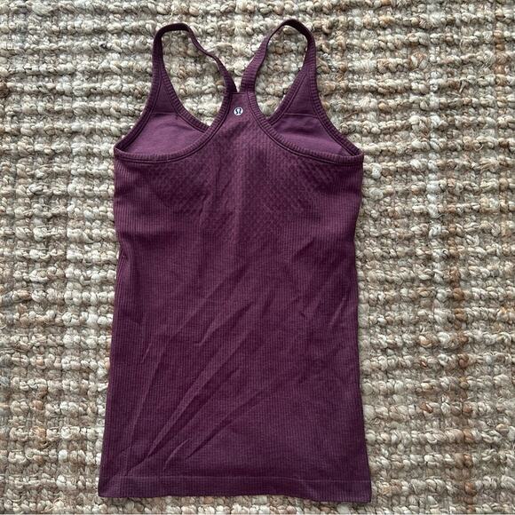 Lululemon Ebb to street tank top size 6 heathered plum- light support B/C cup - Picture 4 of 7